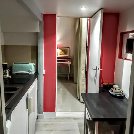 Studio Proche De La Zi N 2 D'evreux, De L'escci Et D'ecofic Parking Prive *