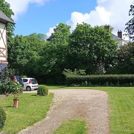 Guest house Studio Proche De La Zi N 2 D'evreux, De L'escci Et D'ecofic Parking Prive Angerville-la-Campagne